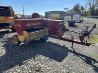 New Holland 565