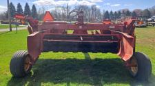 New Holland H7450