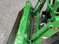 John Deere 2038R