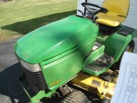 John Deere 325