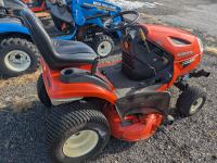 Kubota T2080