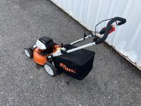 Stihl RMA460 Kit with AL101 Charger and AK30 Battery