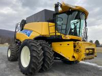 New Holland CR9070