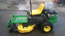 John Deere Z235