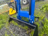 New Holland 720LU