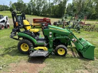 John Deere 1026R