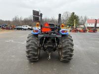 New Holland BOOMER 41