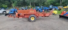 New Holland 580