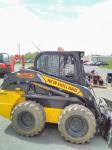 New Holland L320