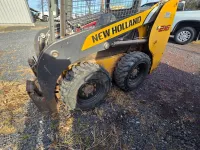 New Holland L216