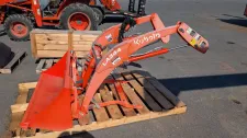 Kubota LA344S