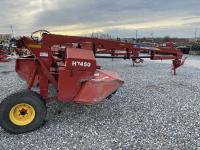 New Holland H7450
