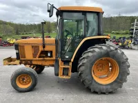John Deere 6400