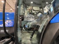 New Holland T7050
