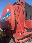 New Holland RB460