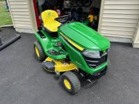 John Deere X304