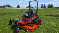 Kubota ZD1211L-72