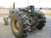 John Deere 2440