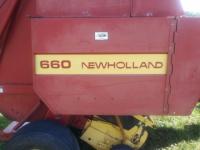 New Holland 660
