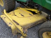 John Deere 855