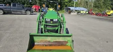 John Deere 1023E
