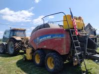 New Holland BB330PC