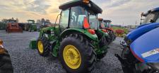 John Deere 5090E