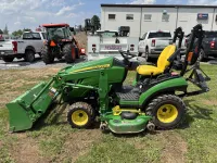 John Deere 1026R