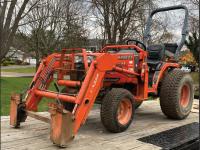 Kubota B7610HSD