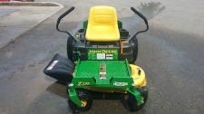 John Deere Z235