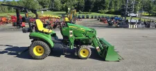 John Deere 1023E