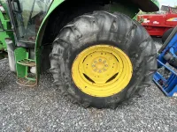 John Deere 6415