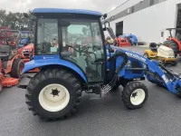 New Holland BOOMER 40 T4B