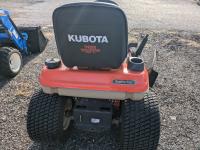 Kubota T2080