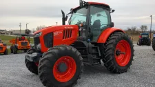 Kubota M7-152P