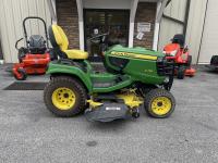 John Deere X758