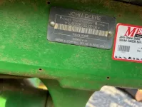 John Deere 5085E
