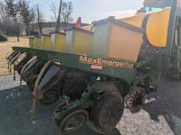 John Deere 1750