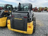 New Holland L320