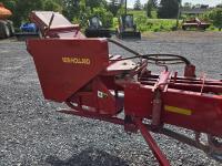 New Holland 570