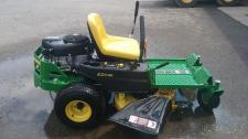 John Deere Z235