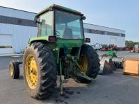 John Deere 4230