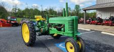 John Deere B