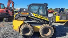 New Holland L220