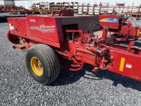 New Holland HAYLINER 275 PLUS