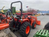 Kubota L3301HST