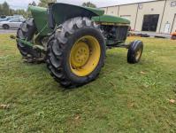 John Deere 2755