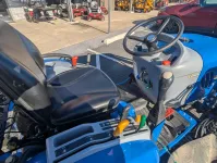 New Holland Boomer 24