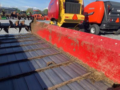 Part Number: New Holland 165