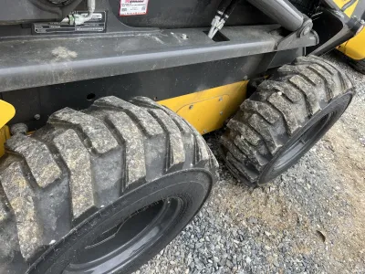 Part Number: New Holland L320